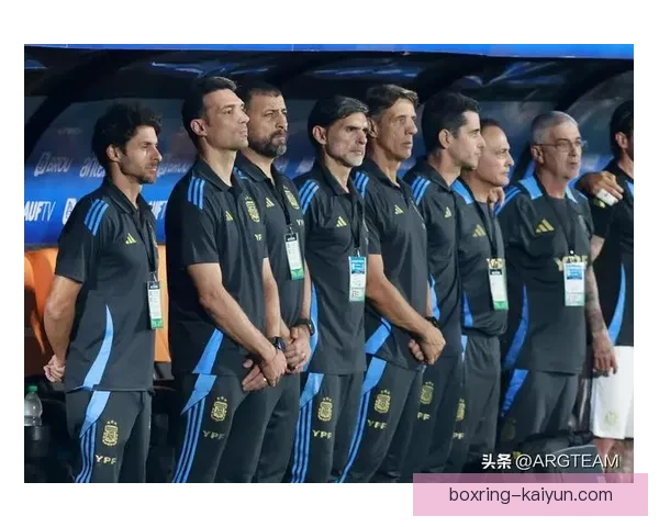 斯卡洛尼战术趋势：阿根廷球队在世界杯中迎来创新与胜利的关键分析