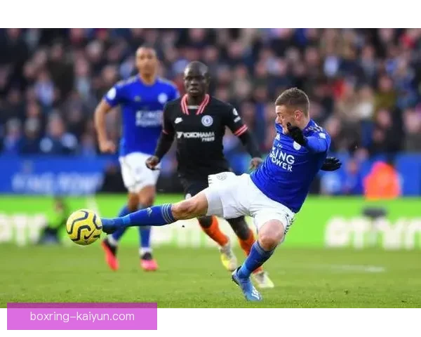 伊萨克射门选择引发讨论，状态持续回暖值得关注